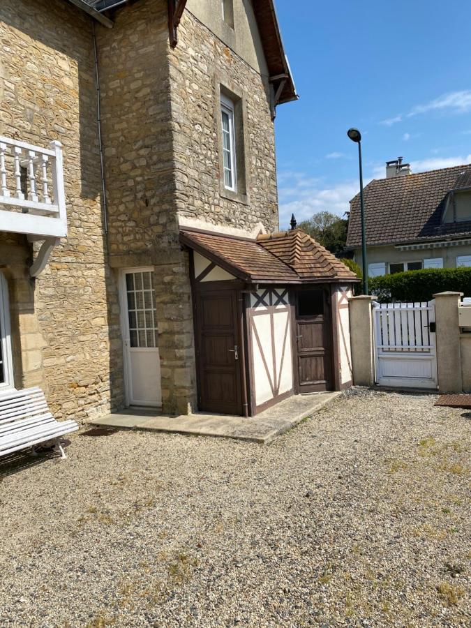 Chez Meme Arromanches-les-Bains Exterior photo